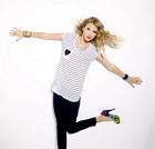 Taylor Swift : taylor-swift-1328918373.jpg