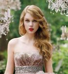 Taylor Swift : taylor-swift-1333396844.jpg