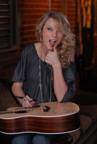 Taylor Swift : taylor-swift-1334072823.jpg