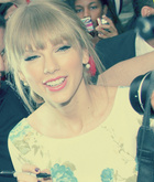 Taylor Swift : taylor-swift-1347634251.jpg