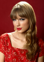Taylor Swift : taylor-swift-1351360706.jpg