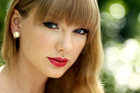 Taylor Swift : taylor-swift-1351360707.jpg