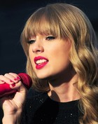 Taylor Swift : taylor-swift-1357066664.jpg