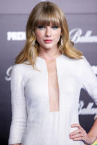 Taylor Swift : taylor-swift-1359220608.jpg