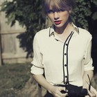 Taylor Swift : taylor-swift-1360830355.jpg