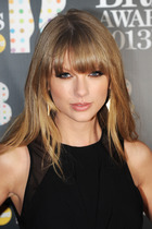 Taylor Swift : taylor-swift-1362313036.jpg