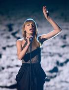Taylor Swift : taylor-swift-1367824131.jpg
