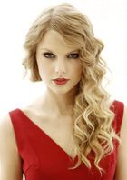 Taylor Swift : taylor-swift-1371229214.jpg