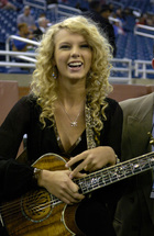 Taylor Swift : taylor-swift-1371229280.jpg