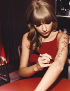 Taylor Swift : taylor-swift-1373383758.jpg
