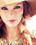 Taylor Swift : taylor-swift-1373383811.jpg