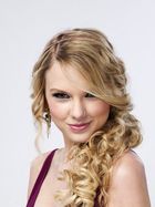 Taylor Swift : taylor-swift-1382638007.jpg