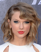 Taylor Swift : taylor-swift-1396973695.jpg