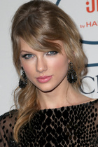 Taylor Swift : taylor-swift-1406903113.jpg