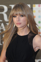 Taylor Swift : taylor-swift-1413391298.jpg