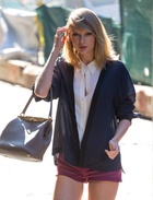 Taylor Swift : taylor-swift-1414002494.jpg