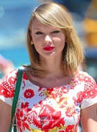 Taylor Swift : taylor-swift-1414002507.jpg