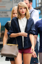 Taylor Swift : taylor-swift-1414253161.jpg