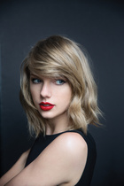 Taylor Swift : taylor-swift-1415560866.jpg