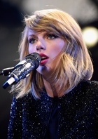 Taylor Swift : taylor-swift-1417901784.jpg