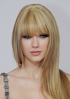 Taylor Swift : taylor-swift-1421687572.jpg
