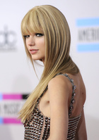Taylor Swift : taylor-swift-1426529384.jpg