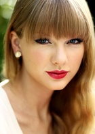 Taylor Swift : taylor-swift-1429546108.jpg