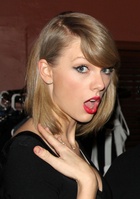 Taylor Swift : taylor-swift-1431871366.jpg