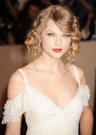 Taylor Swift : taylor-swift-1441557366.jpg