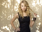 Taylor Swift : taylor-swift-1458071170.jpg