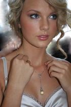 Taylor Swift : taylor_swift_1208820330.jpg