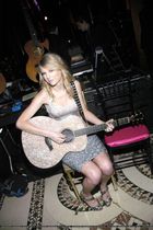 Taylor Swift : taylor_swift_1210287941.jpg