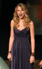 Taylor Swift : taylor_swift_1212938178.jpg