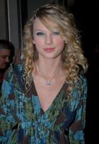 Taylor Swift : taylor_swift_1213571909.jpg