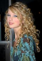 Taylor Swift : taylor_swift_1213571912.jpg