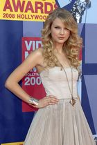 Taylor Swift : taylor_swift_1220955949.jpg