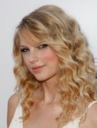 Taylor Swift : taylor_swift_1221453863.jpg