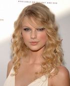 Taylor Swift : taylor_swift_1221454240.jpg