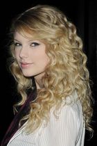 Taylor Swift : taylor_swift_1222544962.jpg