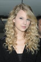 Taylor Swift : taylor_swift_1222545003.jpg