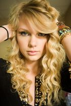 Taylor Swift : taylor_swift_1233625419.jpg