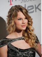 Taylor Swift : taylor_swift_1236013111.jpg