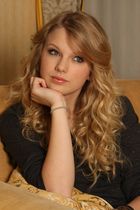 Taylor Swift : taylor_swift_1237404438.jpg