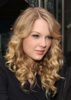 Taylor Swift : taylor_swift_1237587245.jpg