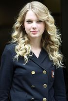 Taylor Swift : taylor_swift_1237714475.jpg