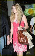 Taylor Swift : taylor_swift_1240884907.jpg