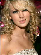 Taylor Swift : taylor_swift_1242063936.jpg