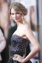 Taylor Swift : taylor_swift_1246505666.jpg