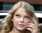 Taylor Swift : taylor_swift_1271618453.jpg