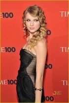 Taylor Swift : taylor_swift_1273183363.jpg